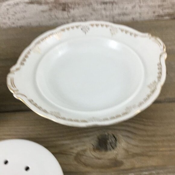 Covered Butter Dish and Strainer Victoria Austria Gold Trim Scalloped Handles - Picture 7 of 10